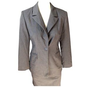 Isabel Ardee Gray Suit with Notched Lapels and Structured Shoulders size 4
